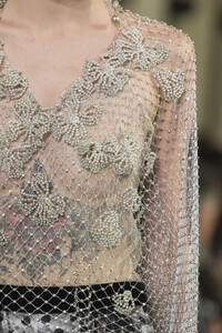 armani-prive-hc-clp-rf19-5476.thumb.jpg.d5d410f29570f086c5fa5d43f25b17fe.jpg