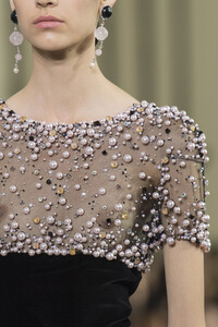 armani-prive-hc-clp-rf19-5541.thumb.jpg.5a9ed9a3f08613589cfa83897afc28c6.jpg