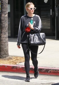 ashlee-simpson-leaving-the-gym-in-studio-city-07-22-2019-5.jpg