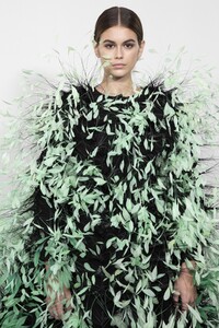 backstage-defile-givenchy-automne-hiver-2019-2020-paris-coulisses-137.thumb.jpg.beaed5e5b46ae76b9b4256bfb9ceda9b.jpg