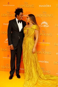 beyonce-the-lion-king-premiere-in-london-14.jpg