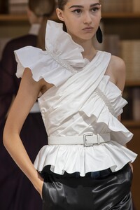 detail-defile-chanel-automne-hiver-2019-2020-paris-detail-109.thumb.jpg.f754924208e573672ca0b086a4472e9c.jpg