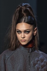 detail-defile-jean-paul-gaultier-automne-hiver-2019-2020-paris-detail-46.thumb.jpg.5241b41bd7e80e815b51d8088fe183db.jpg