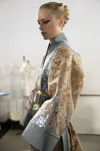 elie-saab-hc-bks-m-rf19-0780.thumb.jpg.89d52fb9c634d821b97bf988de98613e.jpg