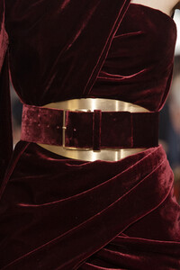 elie-saab-hc-clp-rf19-1846.thumb.jpg.88a5c7342558969571b05aa08595113d.jpg