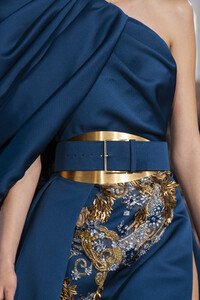elie-saab-hc-clp-rf19-2077.thumb.jpg.b58b51cca1fdad7ccd5e3ed9d7fff837.jpg