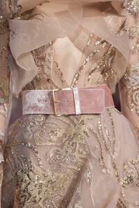 elie-saab-hc-clp-rf19-2208.thumb.jpg.e98cf880211689c48025aeda4fdf2e4c.jpg