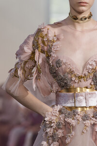 elie-saab-hc-clp-rf19-2230.jpg