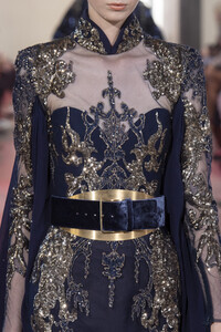 elie-saab-hc-clp-rf19-4571.thumb.jpg.c0d1940b09a1bbe57a4e22c001ae2a6a.jpg