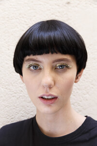 gaultier-hc-bks-m-rf19-0863.thumb.jpg.87cb40d32d63978e85a99f16de62e13d.jpg