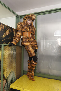 gaultier-hc-bks-m-rf19-1020.thumb.jpg.df76985e3940d920d2dba0546e53aefc.jpg