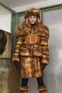 gaultier-hc-bks-m-rf19-1023.thumb.jpg.d782e8ae2d4336c95b99a8c3e12df6e2.jpg