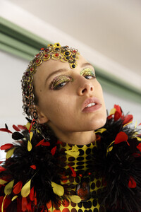gaultier-hc-bks-m-rf19-1098.thumb.jpg.f67a7bafdaf7e8e78814363f0f4d7e04.jpg