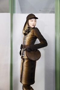 gaultier-hc-bks-m-rf19-1370.thumb.jpg.ebfff7b37ae13dc6ae58be7575836319.jpg
