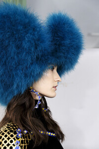 gaultier-hc-bks-m-rf19-1426.thumb.jpg.9db00b6abedceecc04c0e36966f546be.jpg