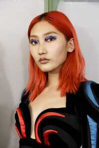 gaultier-hc-bks-m-rf19-1442.thumb.jpg.ae5358db8f091170b1c765d0c56acc74.jpg