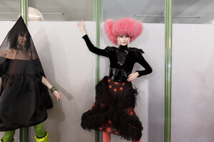 gaultier-hc-bks-m-rf19-1512.thumb.jpg.4b712c76f7d40992f542872fb1f44bc1.jpg