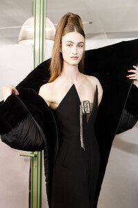 gaultier-hc-bks-m-rf19-1585.thumb.jpg.d5568642aee3dd2d96a9bfa99551d5a4.jpg