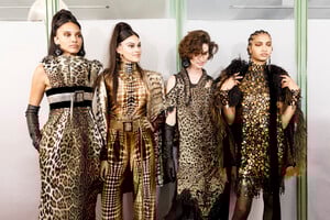 gaultier-hc-bks-m-rf19-1621.thumb.jpg.21ca94875c1bb3b72ef1c782c6d2333f.jpg