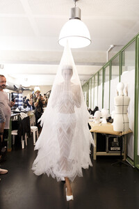 gaultier-hc-bks-m-rf19-1680.thumb.jpg.fb91f3b02ee7419aa4314615a9bd52e7.jpg