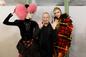 gaultier-hc-bks-m-rf19-1718.thumb.jpg.2f65cbb3a8cf05a9018648cab76fa2d8.jpg