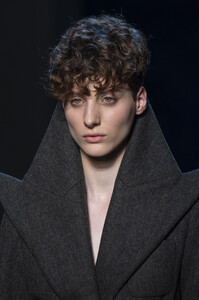 gaultier-hc-clp-rf19-2734.thumb.jpg.011b62bab357b7f1df91e564c45022c7.jpg