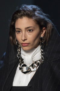 gaultier-hc-clp-rf19-2783.thumb.jpg.d4a8a47588724dc53496d91c9aad4c4c.jpg
