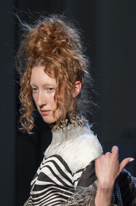 gaultier-hc-clp-rf19-2875.thumb.jpg.020fa122efd6d2fb7bb19f064690ea9f.jpg