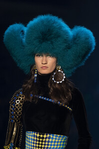 gaultier-hc-clp-rf19-2958.thumb.jpg.1dd5d9c47da5857fbafa8cd450f8d006.jpg