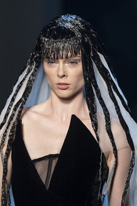 gaultier-hc-clp-rf19-3608.thumb.jpg.ef6c0c6d10317e9812c9180e938927e5.jpg