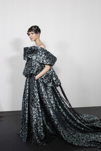 givenchy-hc-bks-m-rf19-0002.thumb.jpg.9eb905402efbf4a265f3ad1732aab01f.jpg