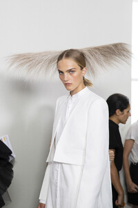 givenchy-hc-bks-m-rf19-0089.thumb.jpg.d32265d7b7184837d8ff9e38d2e6f3b8.jpg