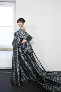 givenchy-hc-bks-m-rf19-0206.thumb.jpg.c2435b7b74719c05b213f73e043f11e1.jpg