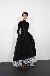 givenchy-hc-bks-m-rf19-9714.thumb.jpg.c3a391687dc95b0ac071e3e56eeef027.jpg