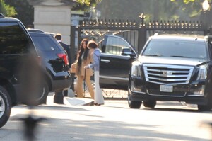 kim-kardashian-arriving-at-the-white-house-in-washington-dc-07-25-2019-5.jpg