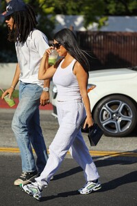 kourtney-kardashian-and-luka-subbat-at-cha-cha-matcha-in-la-07-11-2019-10.jpg