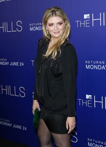 mischa-barton-the-hills-new-beginnings-premiere-in-la-2.jpg