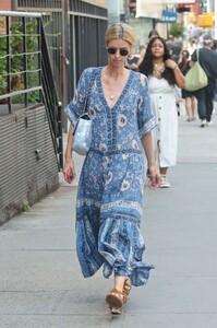 nicky-hilton-out-in-new-york-city-07-12-2019-3.jpg