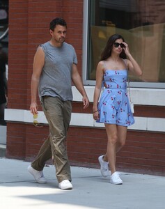 sara-sampaio-and-oliver-ripley-out-in-new-york-07-27-2019-1.jpg