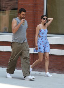 sara-sampaio-and-oliver-ripley-out-in-new-york-07-27-2019-6.jpg