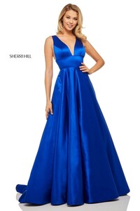 sherrihill-52911-royal-dress-1.jpg-600.thumb.jpg.999d3bb4785cd6a7d6c4bec8bee5238d.jpg