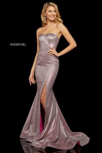 sherrihill-52954-fuchsiasilver-dress-2.jpg-600.thumb.jpg.61a162c1000d9c075609e7edd0a8ad09.jpg