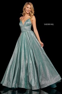 sherrihill-52960-aquasilver-dress-4.jpg-600.thumb.jpg.a02aef42b8e08c297f69dc6a31390c0a.jpg