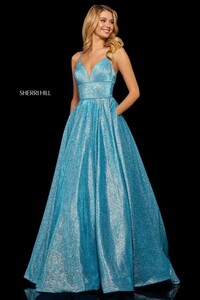 sherrihill-52960-turqsilver-dress-9.jpg-600.thumb.jpg.8a8d7acf946717b46c627fc275948c5b.jpg