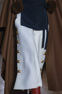 valentino-hc-clp-rf19-4224.thumb.jpg.d09a160c9c9078e1ebcd8cf511f4b1ce.jpg