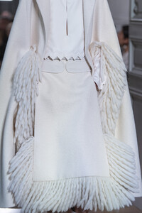valentino-hc-clp-rf19-4251.thumb.jpg.d0149a2e51ebe8647ff91ebff7a3b033.jpg