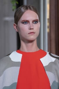 valentino-hc-clp-rf19-4837.thumb.jpg.680f0c0cc5db13f6bc82363f22c73656.jpg