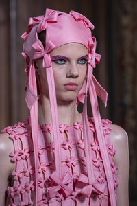 valentino-hc-clp-rf19-4941.thumb.jpg.16de0eda16e531d702a861a79fa0fbf2.jpg