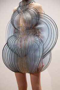 van-herpen-hc-bks-m-rf19-7183.thumb.jpg.3b607d5f3f5f1cf40bb9591eab6bbfdc.jpg