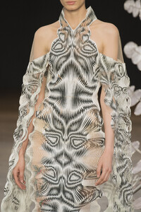 van-herpen-hc-clp-rf19-1708.thumb.jpg.a9c53a2a733c5b91a96101a52e43db50.jpg